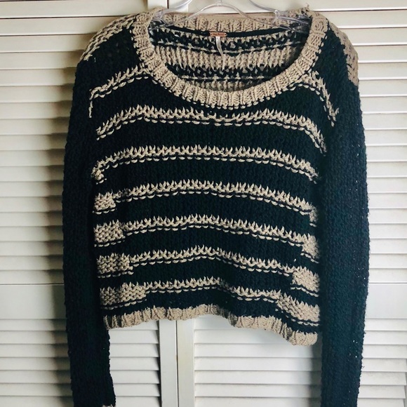 Free People Sweaters - FREE PEOPLE LOOSE KNIT/OVERSIZED /CROP SWEATER